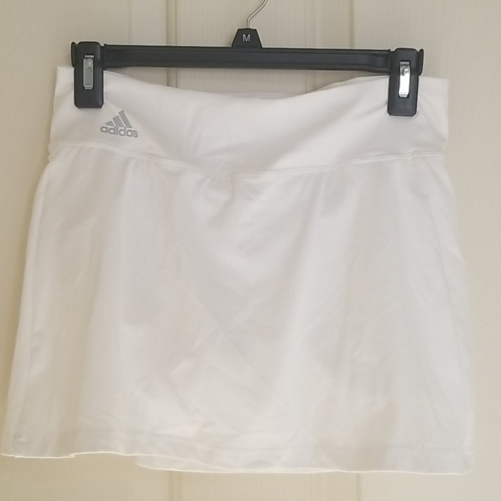 White Adidas tennis skirt (small)